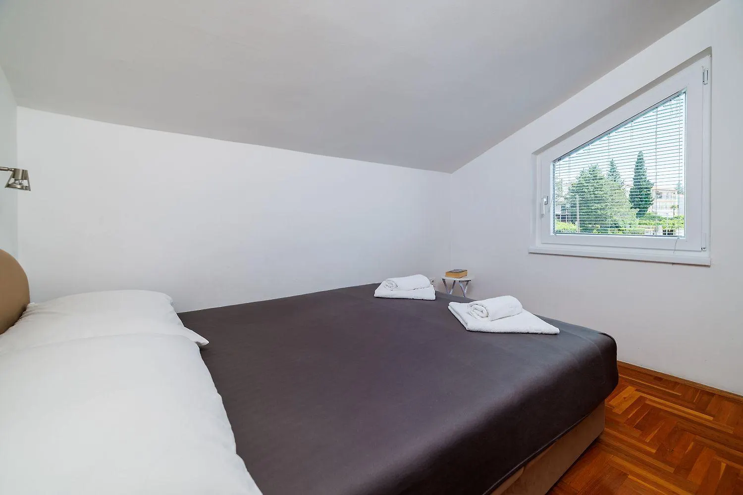 Atemberaubendes Apartment 150 Meter Zum Strand Mit Jacuzzi, Meerblick, Pool, Billardtisch Dramalj