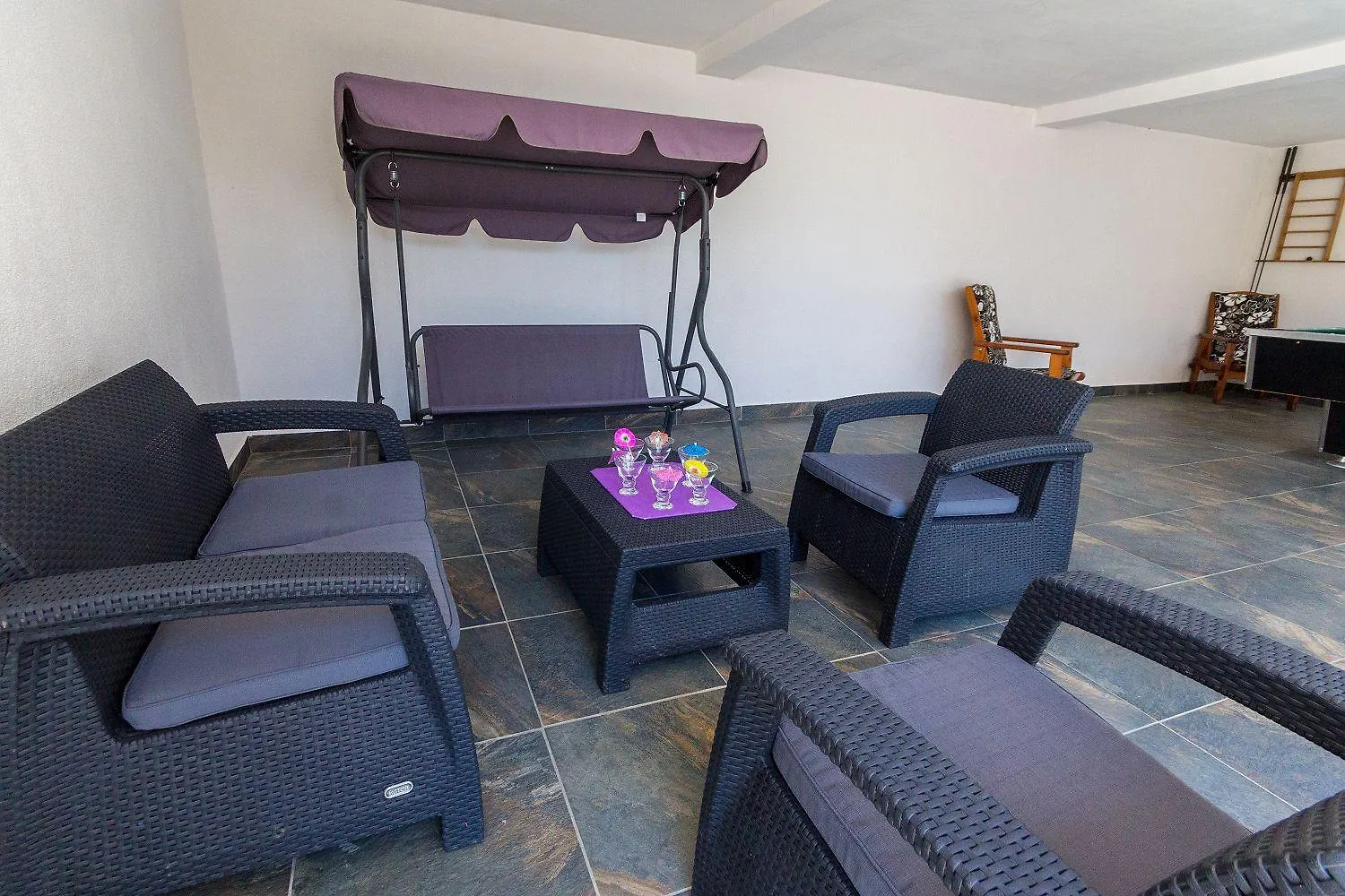 Atemberaubendes Apartment 150 Meter Zum Strand Mit Jacuzzi, Meerblick, Pool, Billardtisch Dramalj